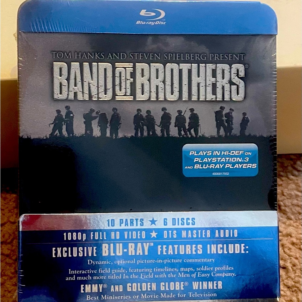 Band of Brothers full series, amazing!